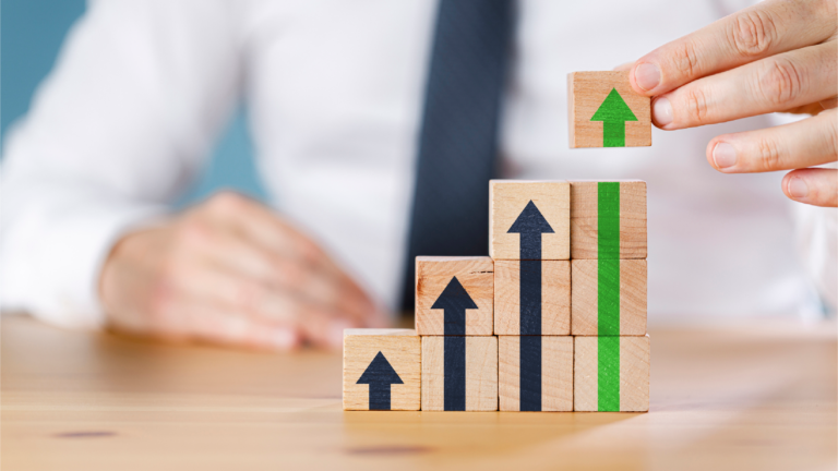 8 Ways Great Leaders Create and Reinforce Company Alignment